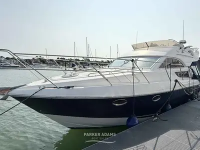 Fairline 38