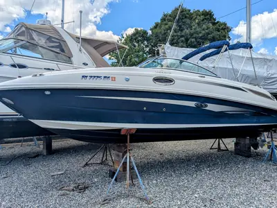 2011 Sea Ray 260 Sundeck
