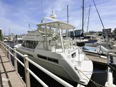 1997 Carver 355 AFT CABIN
