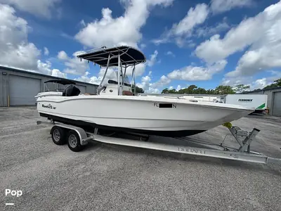 2023 NauticStar 231 Hybrid