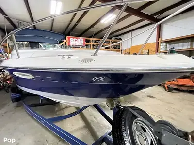 Sea Ray 240 OVERNIGHTER