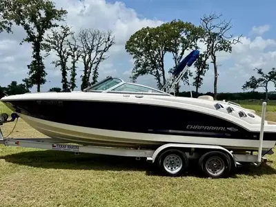 2011 Chaparral Ssi