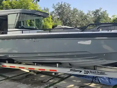 2021 Axopar 28 CABIN