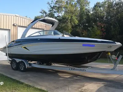 Crownline E285