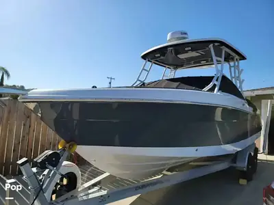 Robalo R247
