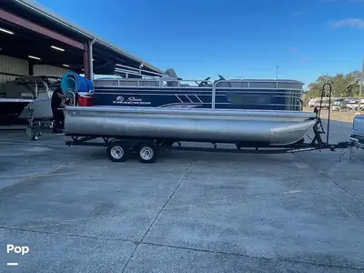 2022 Sun Tracker PARTY BARGE 22 DLX