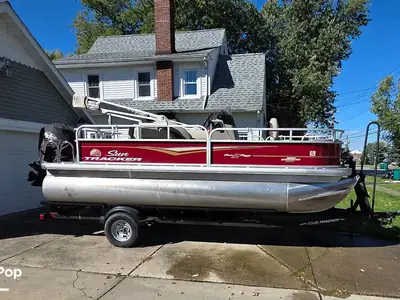 2023 Sun Tracker BASS BUGGY 18 DLX