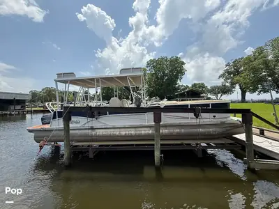 Aloha Pontoon 300 SUNDECK