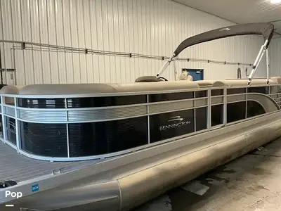 Bennington Pontoons 23 GL