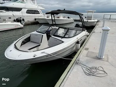Sea Ray SPX 210