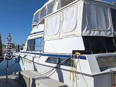 Chris-Craft Catalina 426