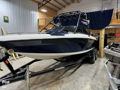 2001 Malibu 23 LSV