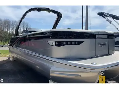 2023 Bennington Pontoons 25 RXFBA