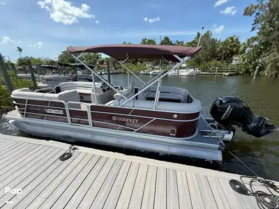 2023 Sweetwater 2286 C