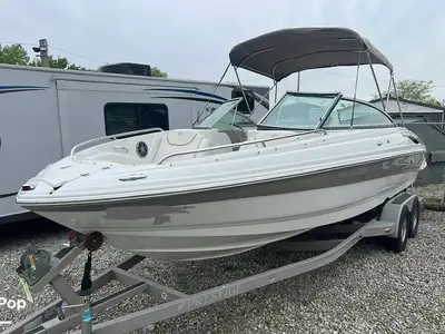 2006 Crownline 230 LS