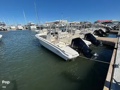 2025 Boston Whaler 220 Dauntless