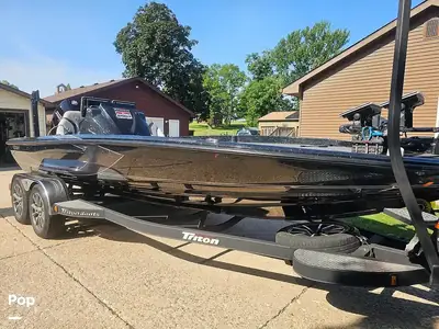 Triton 21 XRT