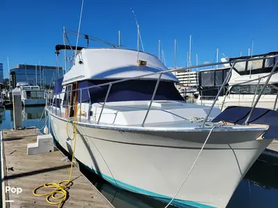 Tollycraft TRI-CABIN