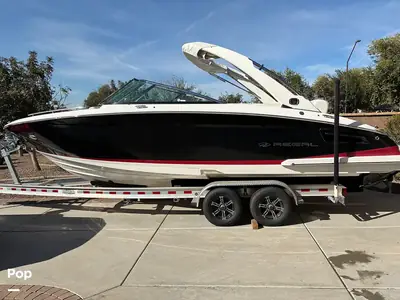 2019 Regal 2800