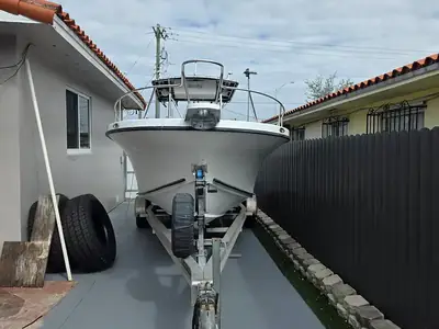 1993 Dusky 256 FC