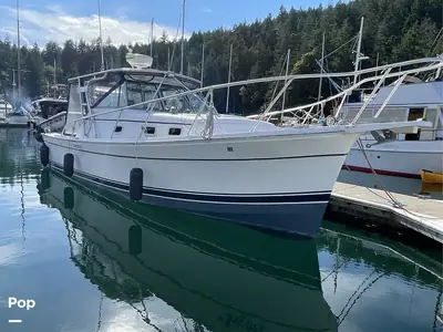 1998 Mainship Motor 30 PILOT