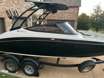 2019 Yamaha AR210