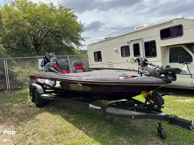 Triton 20 XP PATRIOT