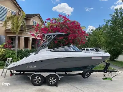 Yamaha 212SD