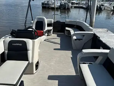 2024 Harris 230