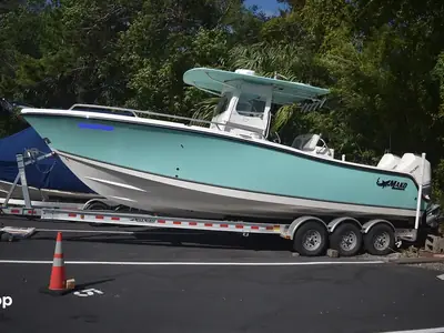 2020 Mako 284 Center Console