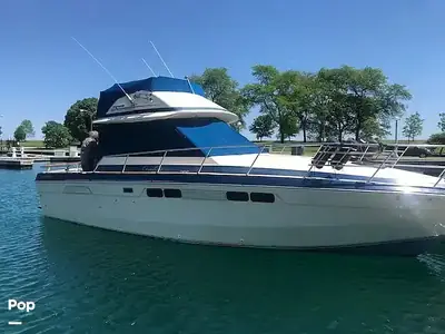 1984 Chris-Craft 333 COMMANDER SPORT