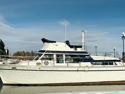 1973 Tollycraft TRI-CABIN