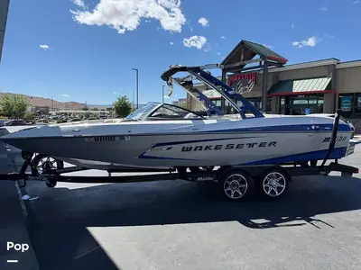 2014 Malibu 24 MXZ