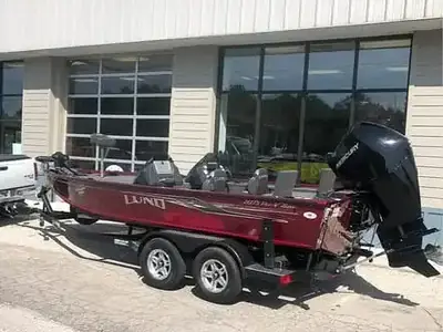 Lund 2075 PRO V BASS