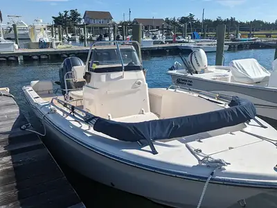 2016 Grady-White Fisherman 180