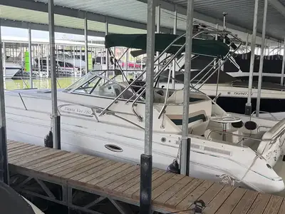 Rinker FIESTA VEE 280