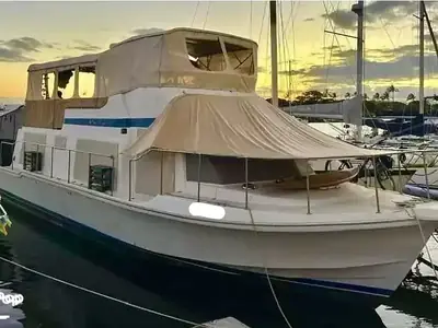 1985 Chris-Craft COMANCHE