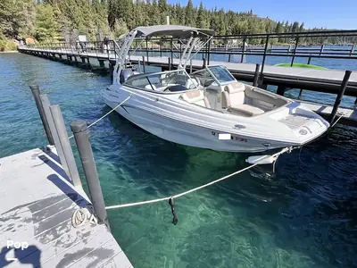 2022 Crownline E215 XS