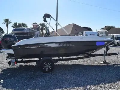 2022 Bayliner Corp ELEMENT E18