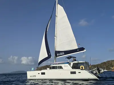 2005 Lagoon 440