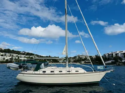 2010 Island Packet 370