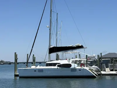 2006 Lagoon 440