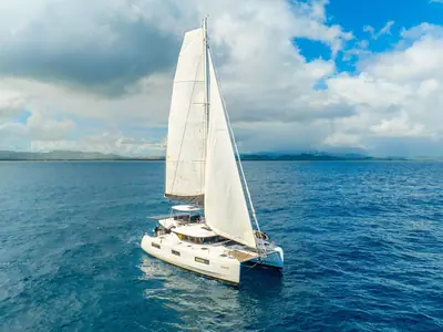 2023 Lagoon 46