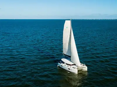 Lagoon 42