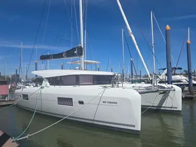 2018 Lagoon 42