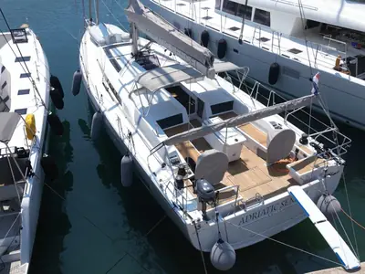 2023 Beneteau OCEANIS 37.1