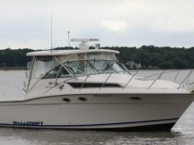Wellcraft Corp COASTAL 3300