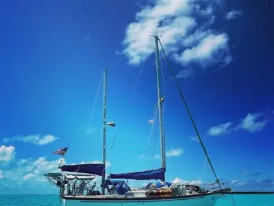 Pearson 365 Ketch