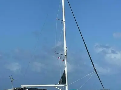 2001 Hunter 410