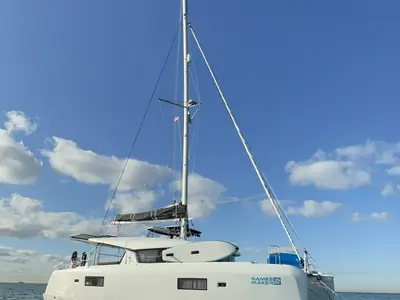 2021 Lagoon 42